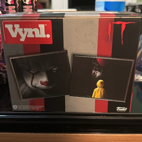 NIB Vynl. Pennywise and Georgie Vinyl Collectibles  2017 Funko - Picture 2 of 4